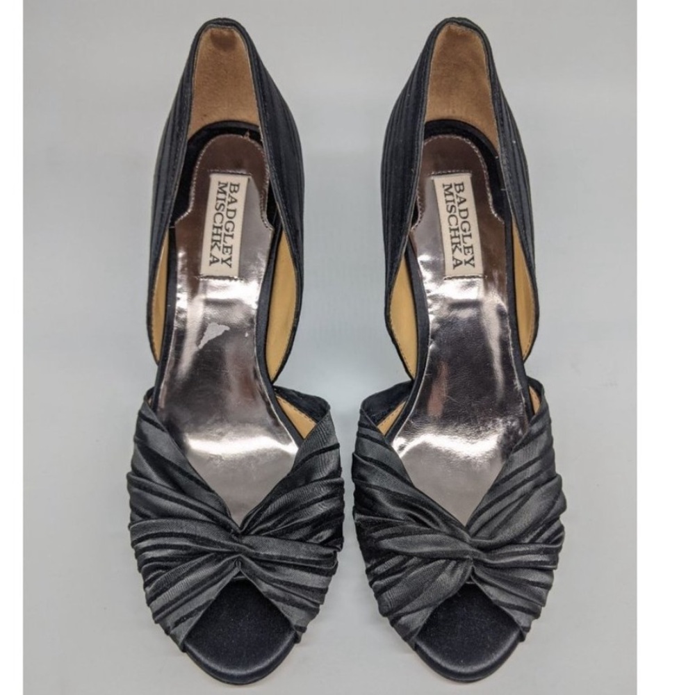 Badgley Mischka Black Satin Peep-Toe Heels 8M